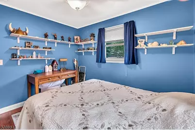 22 Chestnut St, Bloomingdale, NJ 07403 - Photo 12