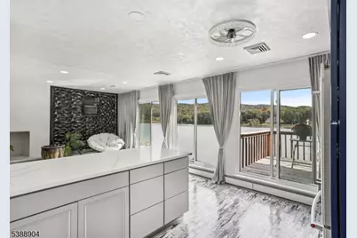 112 Park Pl, Pompton Lakes, NJ 07442 - Photo 12