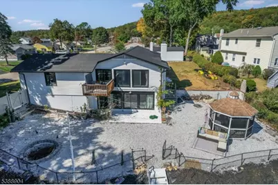 112 Park Pl, Pompton Lakes, NJ 07442 - Photo 36