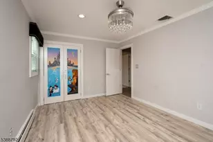 34 Lincoln St, Roseland, NJ 07068 - Photo 14