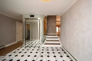 34 Lincoln St, Roseland, NJ 07068 - Photo 2