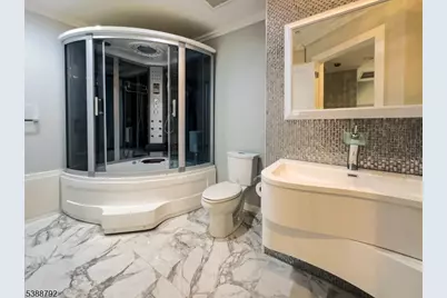 34 Lincoln St, Roseland, NJ 07068 - Photo 20