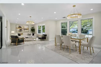 8 Stephenville Pkwy, Edison, NJ 08820 - Photo 8