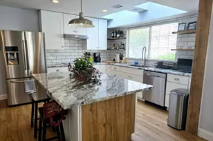 1 Ashley Ct, Bedminster Township, NJ 07921 - Photo 2