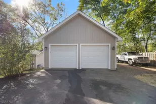 355 Elm St, Long Hill Township, NJ 07980 - Photo 8