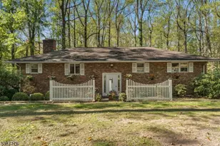 82 Hickory Corner Rd, Alexandria Township, NJ 08848 - Photo 2