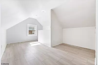 3202 Tremley Point Rd, Linden, NJ 07036 - Photo 28