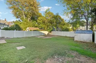 212 N Jackson Ave, North Plainfield, NJ 07060 - Photo 20