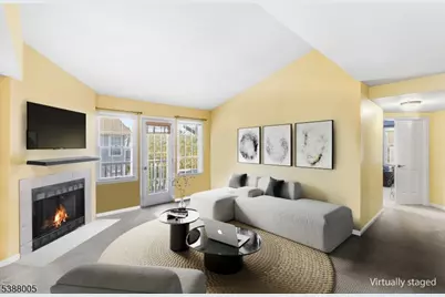 71 Genoble Rd #71, Montville Township, NJ 07045 - Photo 4