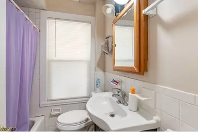 421 Tappan Ave, North Plainfield, NJ 07063 - Photo 16