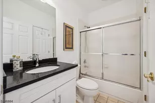 15 Republic Row, Franklin Township, NJ 08873 - Photo 24