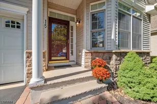 15 Republic Row, Franklin Township, NJ 08873 - Photo 4