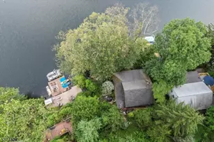 151 Pine Tree Rd, Bloomingdale, NJ 07403 - Photo 10