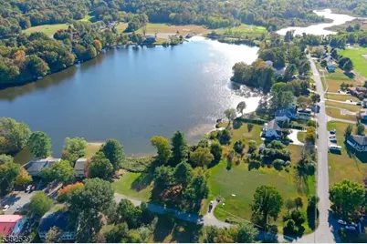 104 No Shore Pt, Montague, NJ 07827 - Photo 4