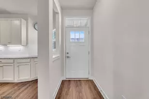 11 Sharp Shinned Ct, Washington Township, NJ 07882 - Photo 2