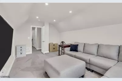 11 Sharp Shinned Ct, Washington Township, NJ 07882 - Photo 16