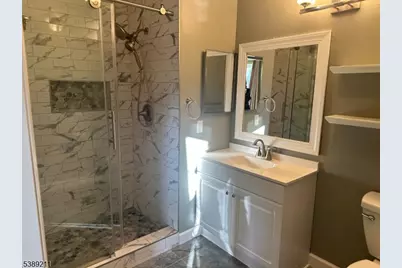 480 Witney Ct, North Brunswick Township, NJ 08902 - Photo 4