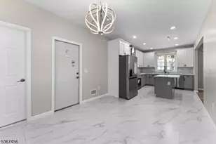 331 West Ln, Clark Township, NJ 07066 - Photo 12