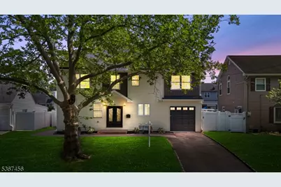 331 West Ln, Clark Township, NJ 07066 - Photo 2