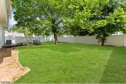 331 West Ln, Clark Township, NJ 07066 - Photo 40