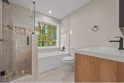 331 West Ln, Clark Township, NJ 07066 - Photo 30