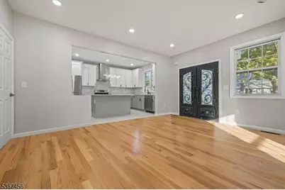 331 West Ln, Clark Township, NJ 07066 - Photo 14