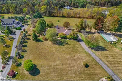 16 Voight Ln, Lafayette, NJ 07848 - Photo 1