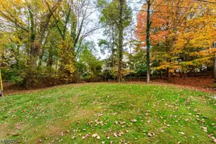 3 Undercliff Ln, Lincoln Park, NJ 07035 - Photo 4