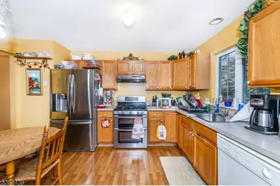 3 Undercliff Lane, Lincoln Park, NJ 07035 - Photo 12