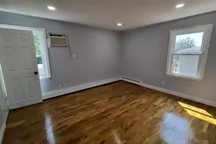 85 Grove St, South Hackensack Township, NJ 07606 - Photo 6