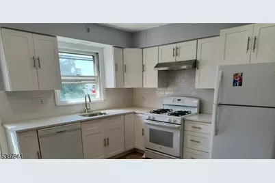 85 Grove St, South Hackensack Township, NJ 07606 - Photo 24