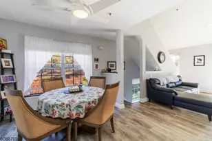 68 Mountainside Dr, Pompton Lakes, NJ 07442 - Photo 8