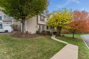 2 Brock Ln, Mount Olive, NJ 07840 - Photo 2