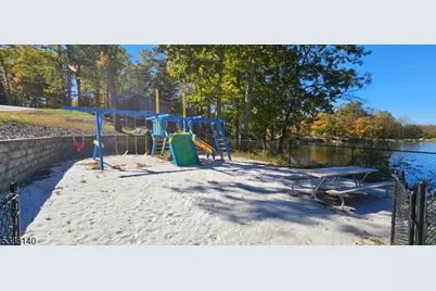 76 Winding Hill Dr, Vernon, NJ 07461 - Photo 22