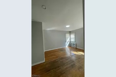 388 Leslie St, Newark, NJ 07112 - Photo 10