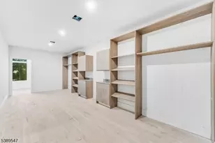 794 Blauvelt St, River Vale Township, NJ 07675 - Photo 30