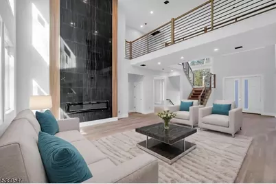 794 Blauvelt St, River Vale Township, NJ 07675 - Photo 10