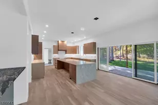 794 Blauvelt St, River Vale Township, NJ 07675 - Photo 14