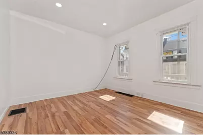 289 Mercer St, Phillipsburg, NJ 08865 - Photo 2