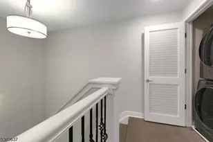 3 Somerset Ln-Glass House, Edgewater, NJ 07020 - Photo 32