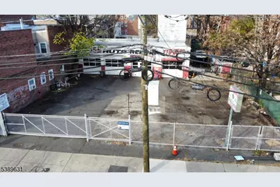 422 Monroe St, Passaic, NJ 07055 - Photo 16