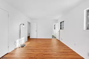 24 Conerly Rd, Franklin Township, NJ 08873 - Photo 20