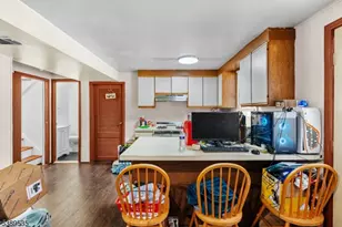 24 Conerly Rd, Franklin Township, NJ 08873 - Photo 38