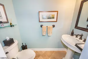 11 Garnet Dr, Woodland Park, NJ 07424 - Photo 8