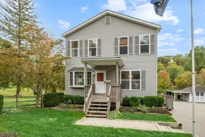 8 Mendham Ave, Morris Township, NJ 07960 - Photo 2