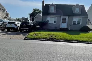 136 N 21st St, Kenilworth, NJ 07033 - Photo 1