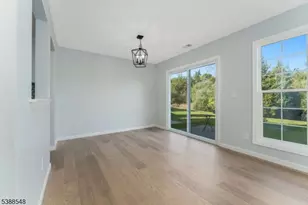 901 Fox Hill Pl, Holland Township, NJ 08848 - Photo 16