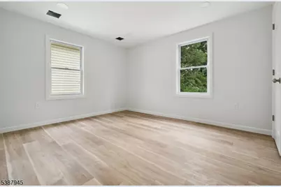 76 Mitchell St, West Orange Township, NJ 07052 - Photo 16