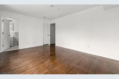 496 S 18th St, Newark, NJ 07103 - Photo 18