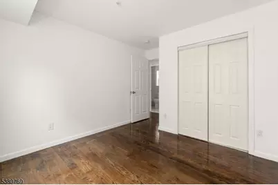 496 S 18th St, Newark, NJ 07103 - Photo 12